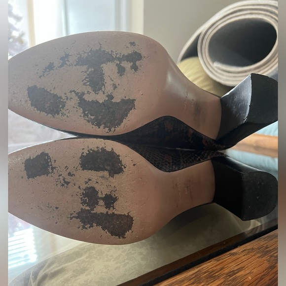 Charles David “Billard” snake skin booties - Picture 3 of 6